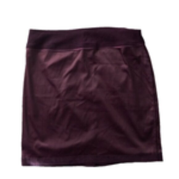 Womens Dark Purple Suede Pencil Skirt by Avenue – Plus Size, Classic Fit size 16 - Picture 2 of 5